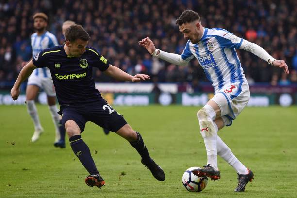 考慮到二人 考慮到二人