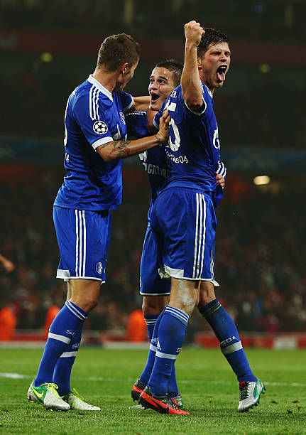 何防線的噩 何防線的噩